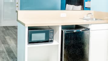 Standard Δίκλινο Δωμάτιο (Double), Θέα στον Κήπο | Φούρνος μικροκυμάτων