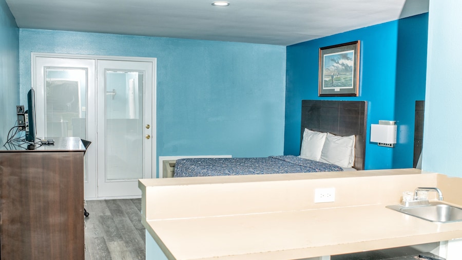 captain quarter's motel