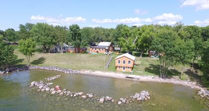 Quiet Northwoods Cabin on Leech Lake, Minnesota