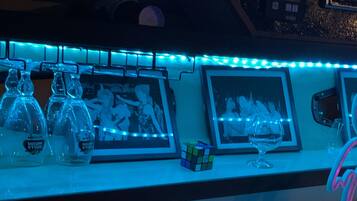 Bar (en el alojamiento)