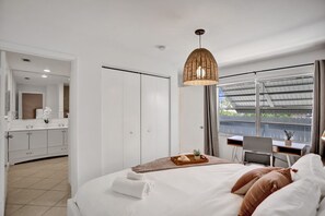 3 bedrooms, desk, iron/ironing board, free WiFi