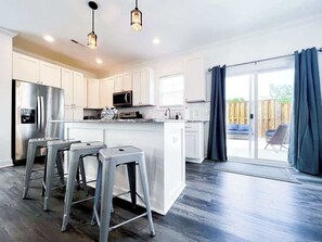 Fridge, coffee/tea maker, cookware/dishes/utensils - Dual Homes, 8 Beds: A Double Delight in Wilmington! (Wilmington)