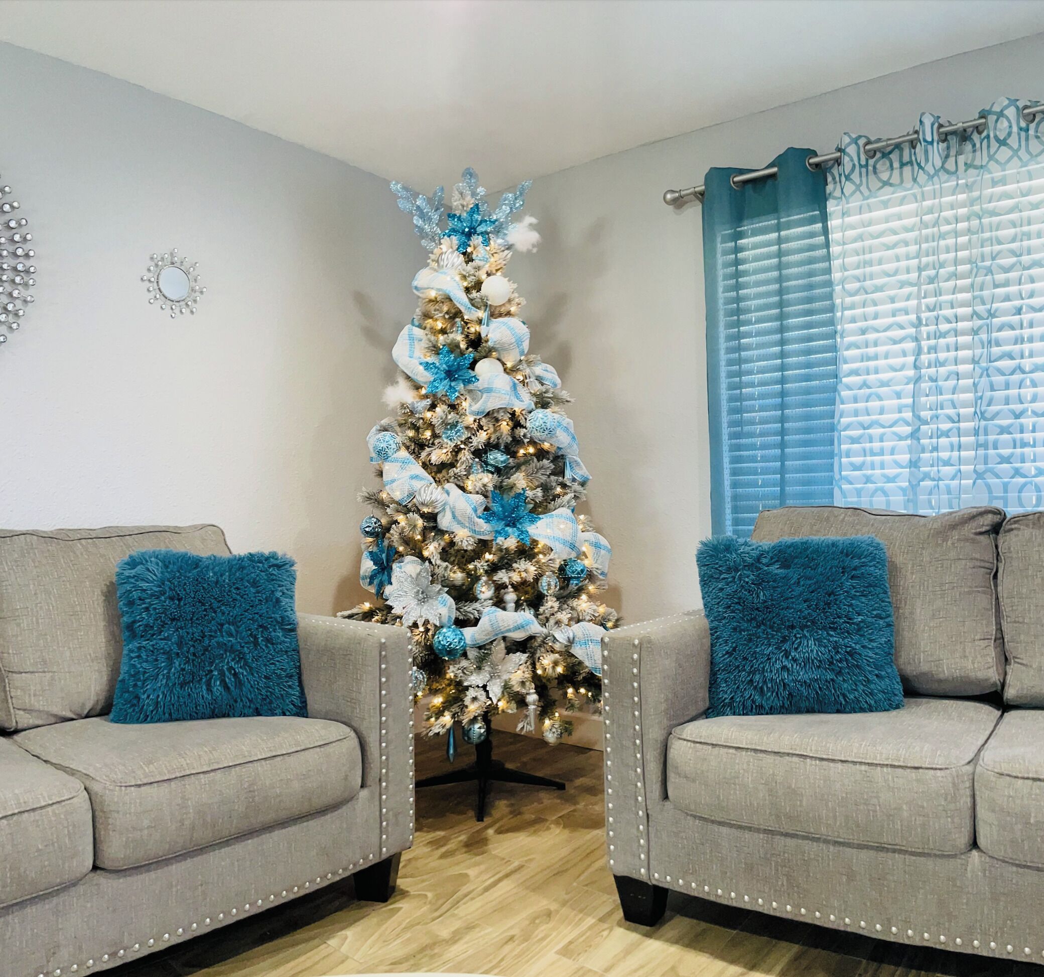 Smart TV, foosball, table tennis