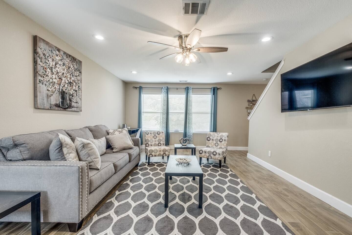 Smart TV, table football