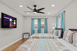 3 bedrooms, desk, iron/ironing board, travel crib