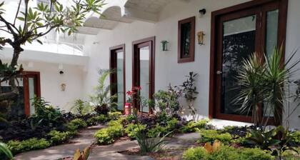 Amaia Boutique Hotel- Queen Room with Garden View