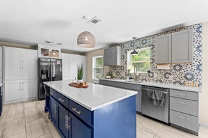 Private kitchen - Azul Retreat near the lake (Azle)