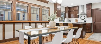 Modern Craftsman - East Harriet - 3 min to Lakes