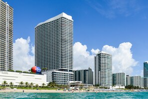 Exterior - Luxury Condo at Hollywood Beach (Hollywood)