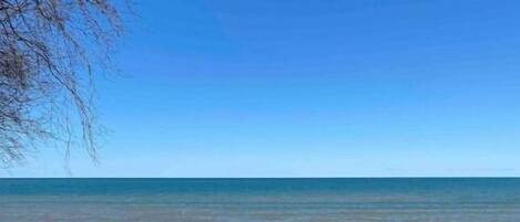 Sun loungers, beach towels