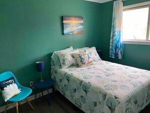 3 bedrooms, desk, free WiFi, bed sheets