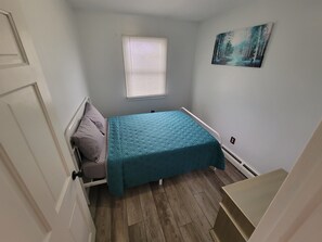 4 bedrooms, free WiFi, bed sheets
