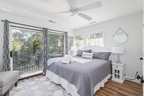 5 bedrooms, iron/ironing board, free WiFi, bed sheets