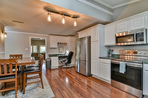 トラディショナル ハウス | 専用キッチン