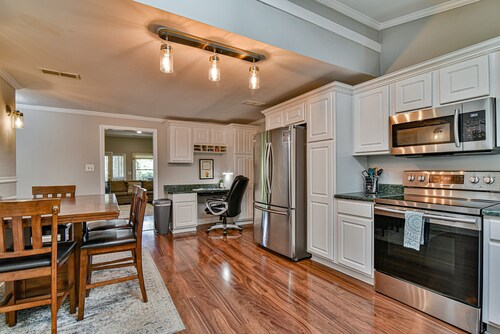 Mountain Retreat Hot Tub Asheville