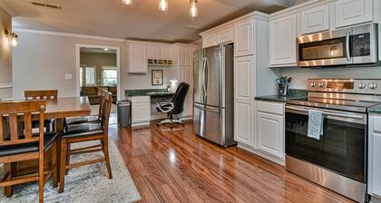 Mountain Retreat Hot Tub Asheville