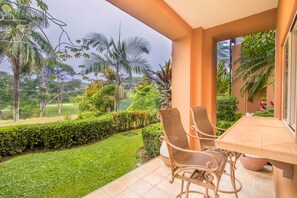 Outdoor dining - Veranda 4G - Los Sueños Resort (Herradura)