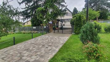 Enceinte de lâhĂ©bergement