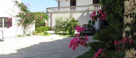 Overnattingsstedets uteområder