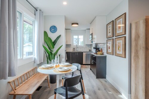 Penticton Lake House