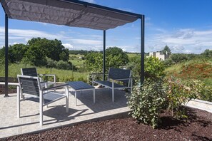 Terrace/patio - GuestHost - Grecla trullo with pool and parking space (Martina Franca)