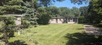 Very Cozy 1 bed Unit with Lake Huron beach access! Vintage ONE