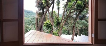 Beautiful House with Pool and Fireplace in Serra da Cantareira.