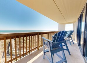 Property grounds - Ocean View, Shared Pool/Hot Tub, Boardwalk to Beach (Port Aransas)