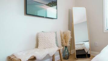 4 bedrooms, iron/ironing board, travel crib, free WiFi