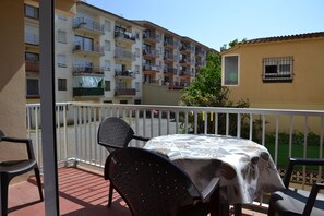 Outdoor dining - Alicante 1 - L'Estartit, Center (Estartit (L´))