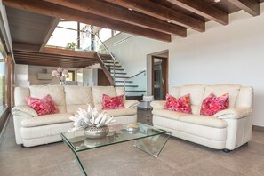 Interior - CAN MAIMÓ NOU - Fantastic country house with private swimming pool and free WiFi (Santanyí)