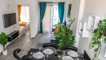 2 chambres, fer et planche Ă repasser, Wi-Fi, draps fournis