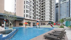 2 outdoor pools - Bali Deluxe Melaka By I Housing  (Malacca City)