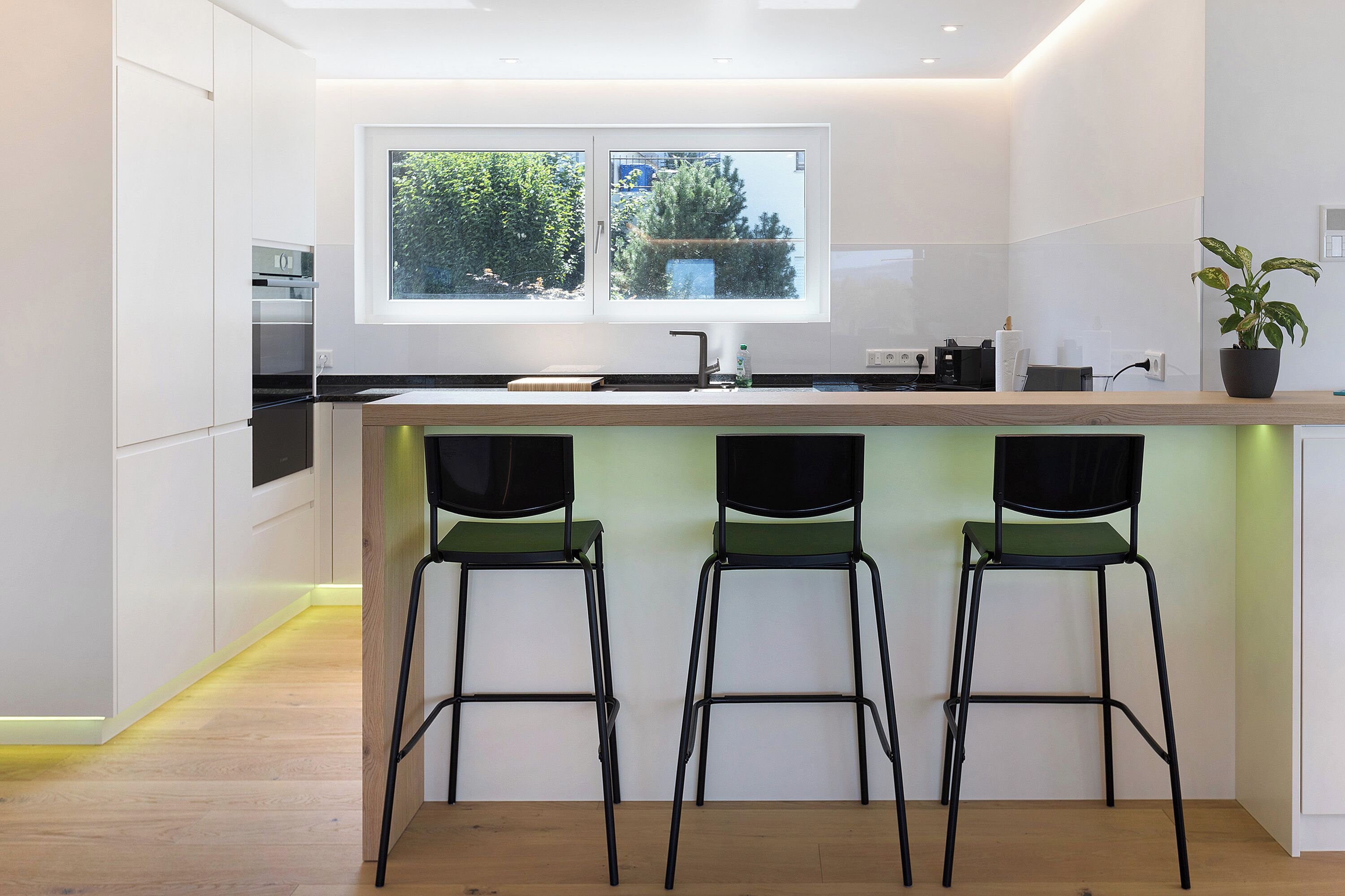 Kühlschrank, Ofen, Herdplatte, Geschirrspüler