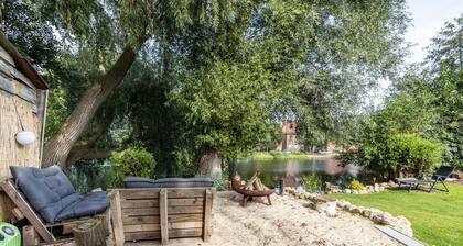 Apartment am Parksee mit Seezugang.