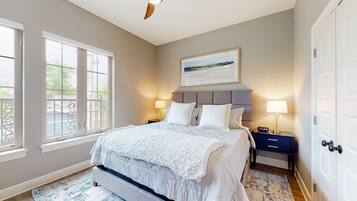 2 bedrooms, iron/ironing board, free Internet, bed sheets