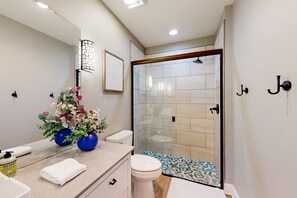 Hair dryer, towels