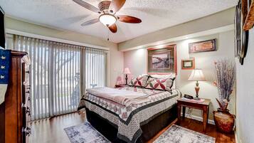 1 多间卧室、上网接入、床单