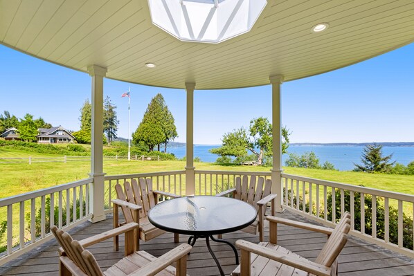 Outdoor dining - Inviting waterfront home with mountain views, firepit, W/D, & dog-friendly (Langley)