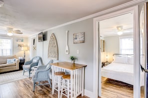 5 chambres, lit de bébé portatif, accès à Internet, literie fournie