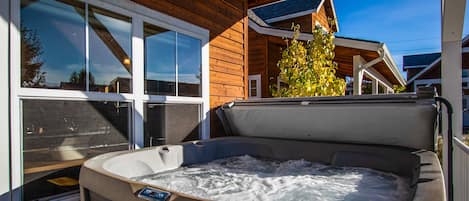 Baignoire à remous extérieure