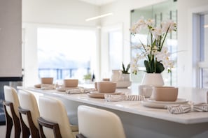Dining - @luxury_kelowna_house (West Kelowna)