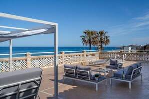 Terrace/patio - Beach Penthouse with amazing views and terrace (Punta Prima)