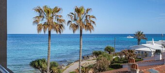 Beach Penthouse with amazing views and terrace