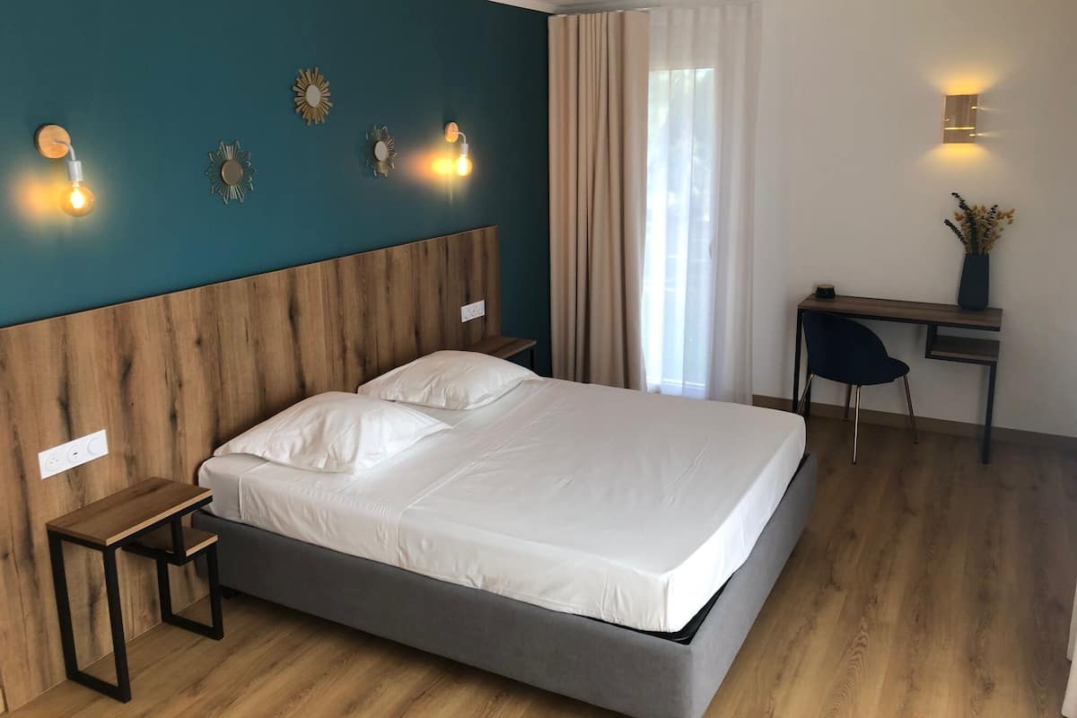 3 Schlafzimmer, Schreibtisch, laptopgeeigneter Arbeitsplatz