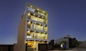 Exterior - Treebo Grand Vista - 63A (Noida)