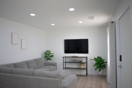 Smart TV. Home in Kansas Ave