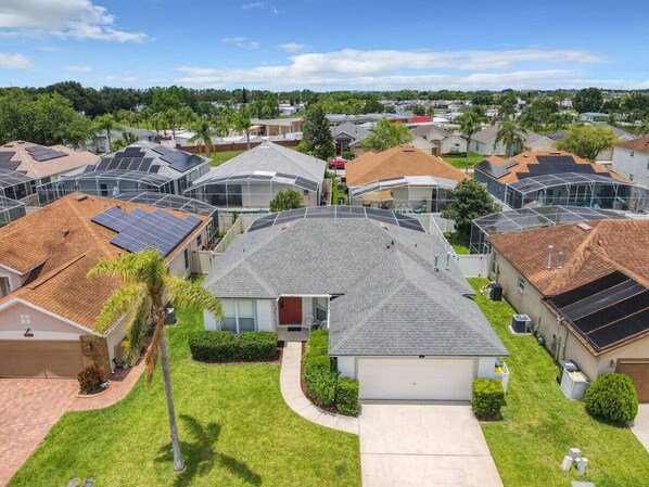 Exterior - Single Level POOL Home/Themed Room by Disney (Davenport)