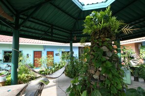 Front of property - Ooy's Garden Resort (Bang Lamung)
