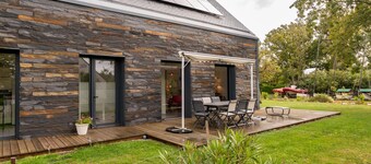 Large Seaside House with Private Terrace and Garden